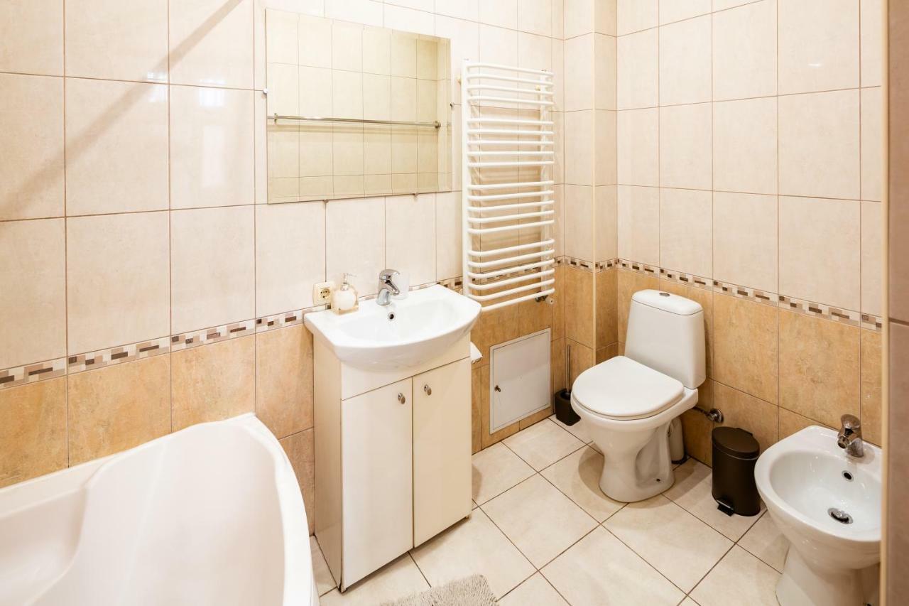 Bv Apartments Exquisite Львів Екстер'єр фото
